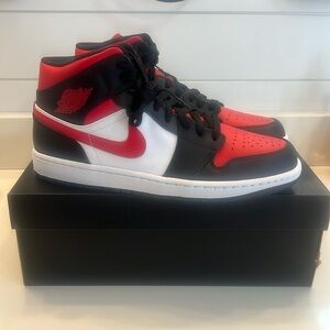 Nike Air Jordan 1 Mid Size 10.5 Men’s. New NEVER WORN IN BOX